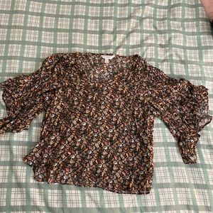 floral blouse